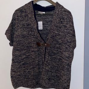Cj Banks short sleeve sweater w a buckle